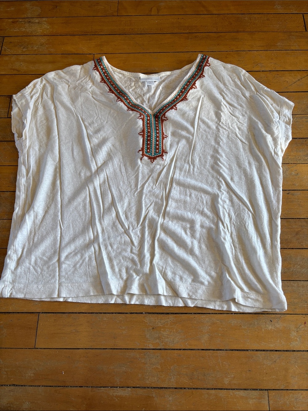 Boho j.jill Embroidered V-Neck Tunic Top